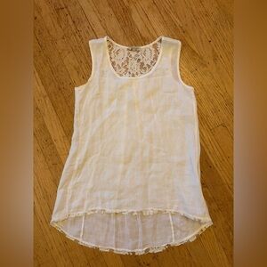 Bella Umbra 100% linen lace trim tunic feminine